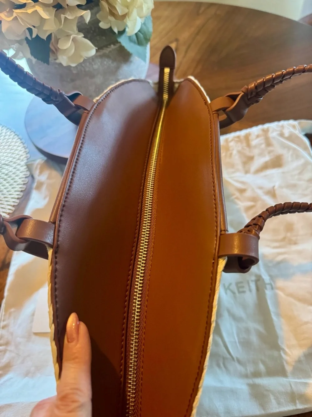 Charles & Keith Raffia Tote - Picture 4 of 11